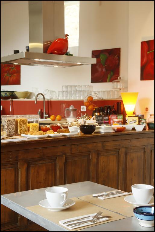 La Maison Rouge D'Uzes B&B Luaran gambar