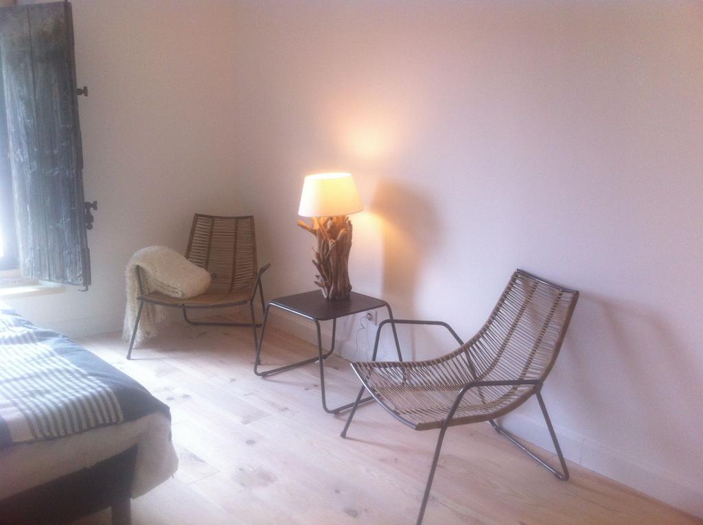 La Maison Rouge D'Uzes B&B Bilik gambar