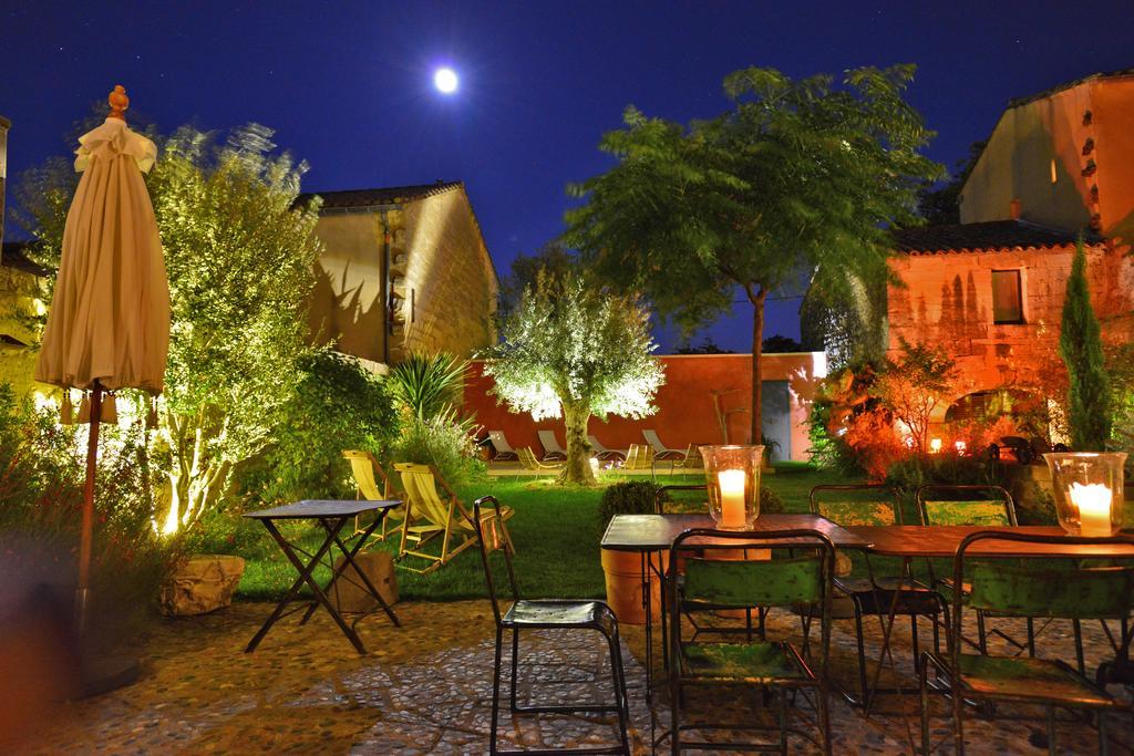 La Maison Rouge D'Uzes B&B Luaran gambar
